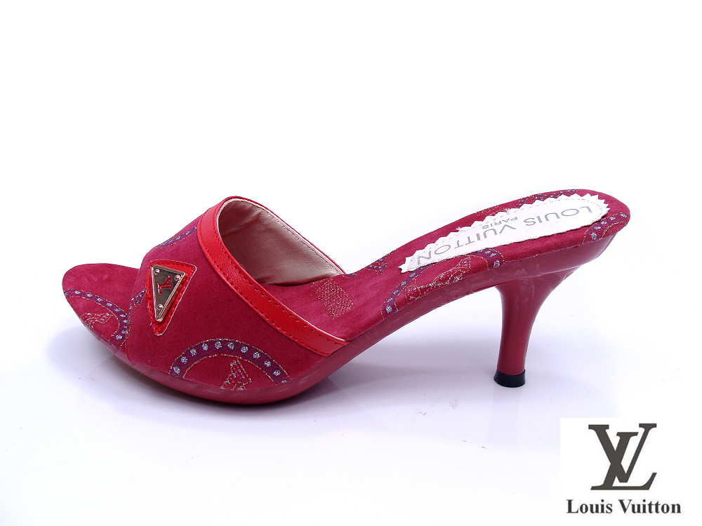 LV sandals081